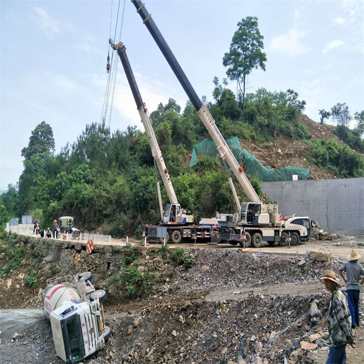 广元广元24小时应急道路救援吊装吊装现场实拍